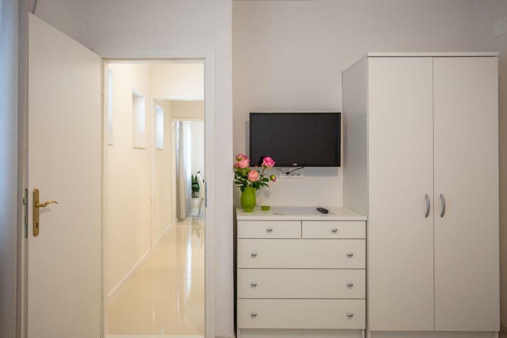 Tatijana Holiday Apartments Makarska Ngoại thất bức ảnh