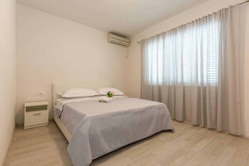 Tatijana Holiday Apartments Makarska Ngoại thất bức ảnh